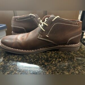 Men's Brown Leather Chukka Boots